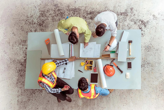What Does a General Contractor Actually Do
