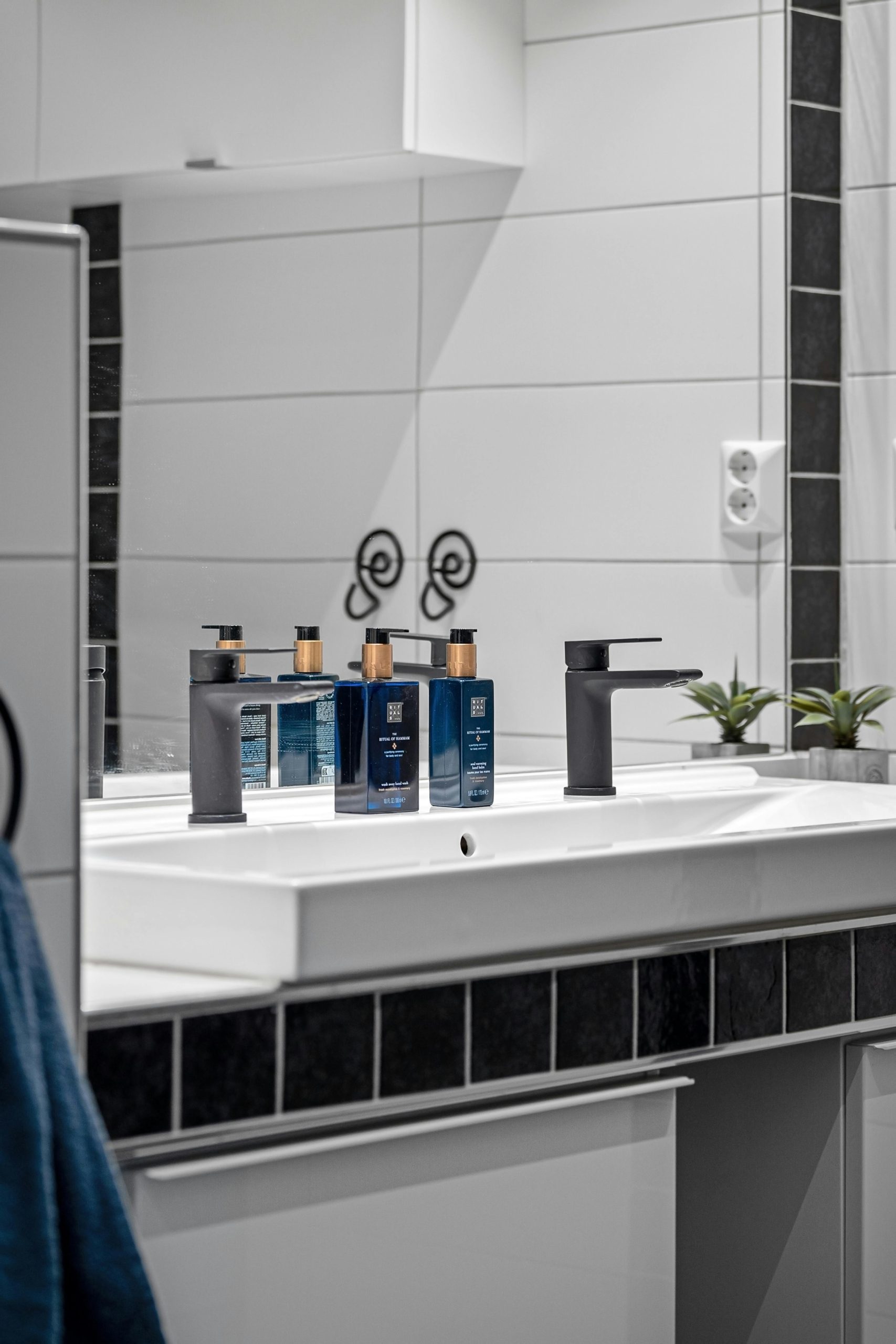 Compact Bathroom Design Ideas